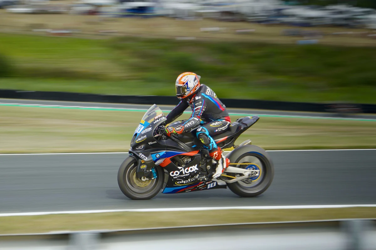 Road racing representative image